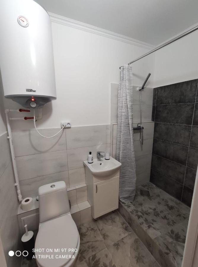 Studio In The Center Daire Kişinev Dış mekan fotoğraf